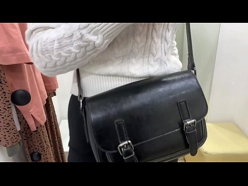 ❤️ Public masturbation sa batan-ong bitch FeralBerry nga adunay dildo sa fitting room ❤️❌ super sex sa amon ❤